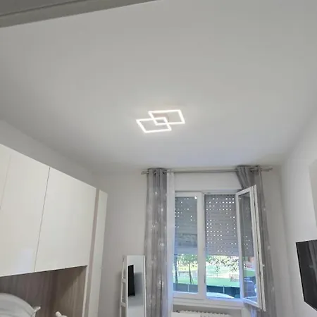 Apartament Orchidea Di Tatiana Bolonia