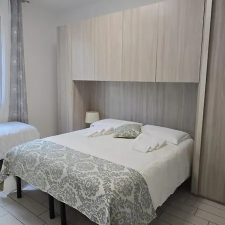 Apartament Orchidea Di Tatiana Bolonia